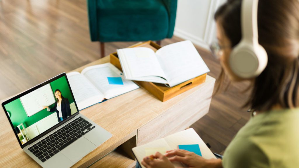 benefits of online teaching