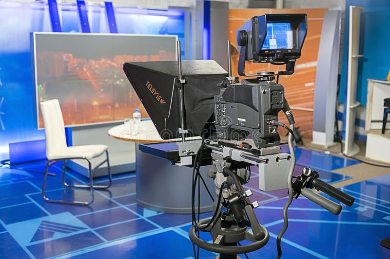 Step-by-Step Guide to Set Up a Teleprompter